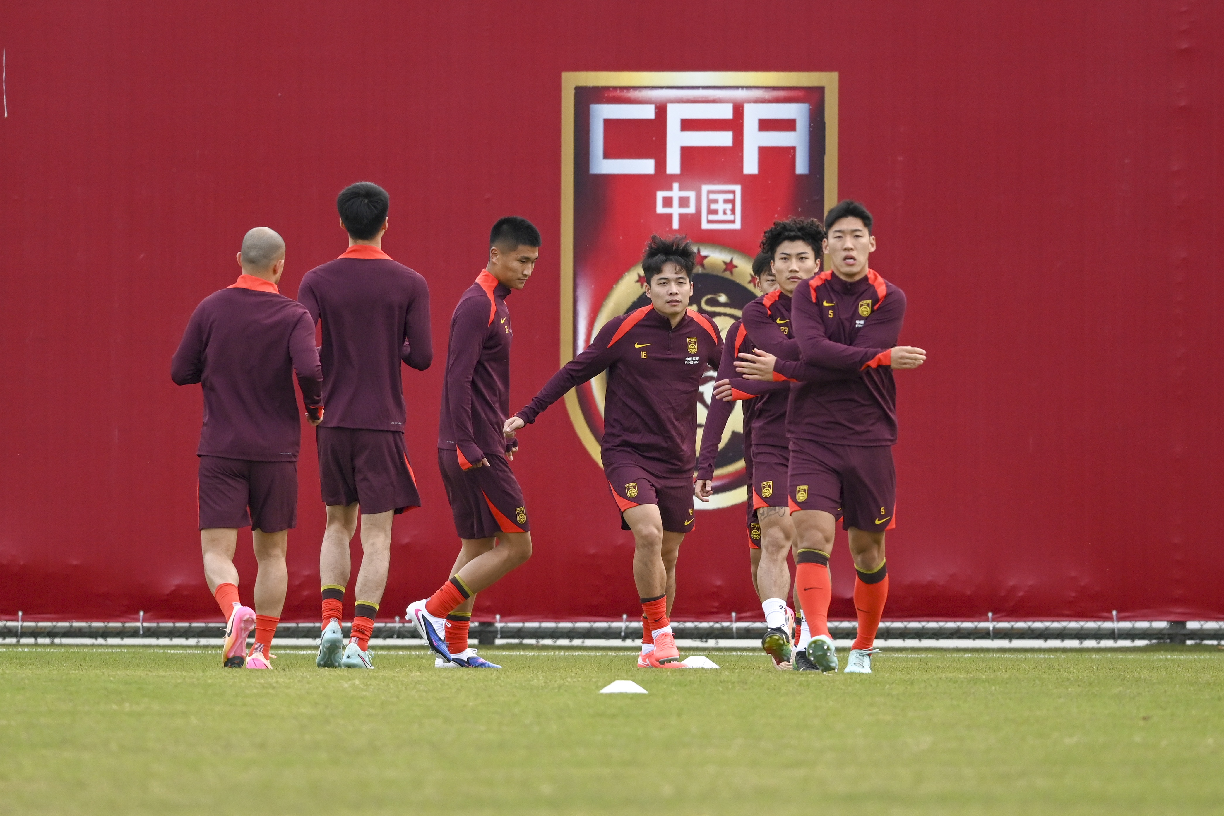 PG模拟器官方网站-足球报：国足6月有机会与强队热身，FIFA意图打开中国市场